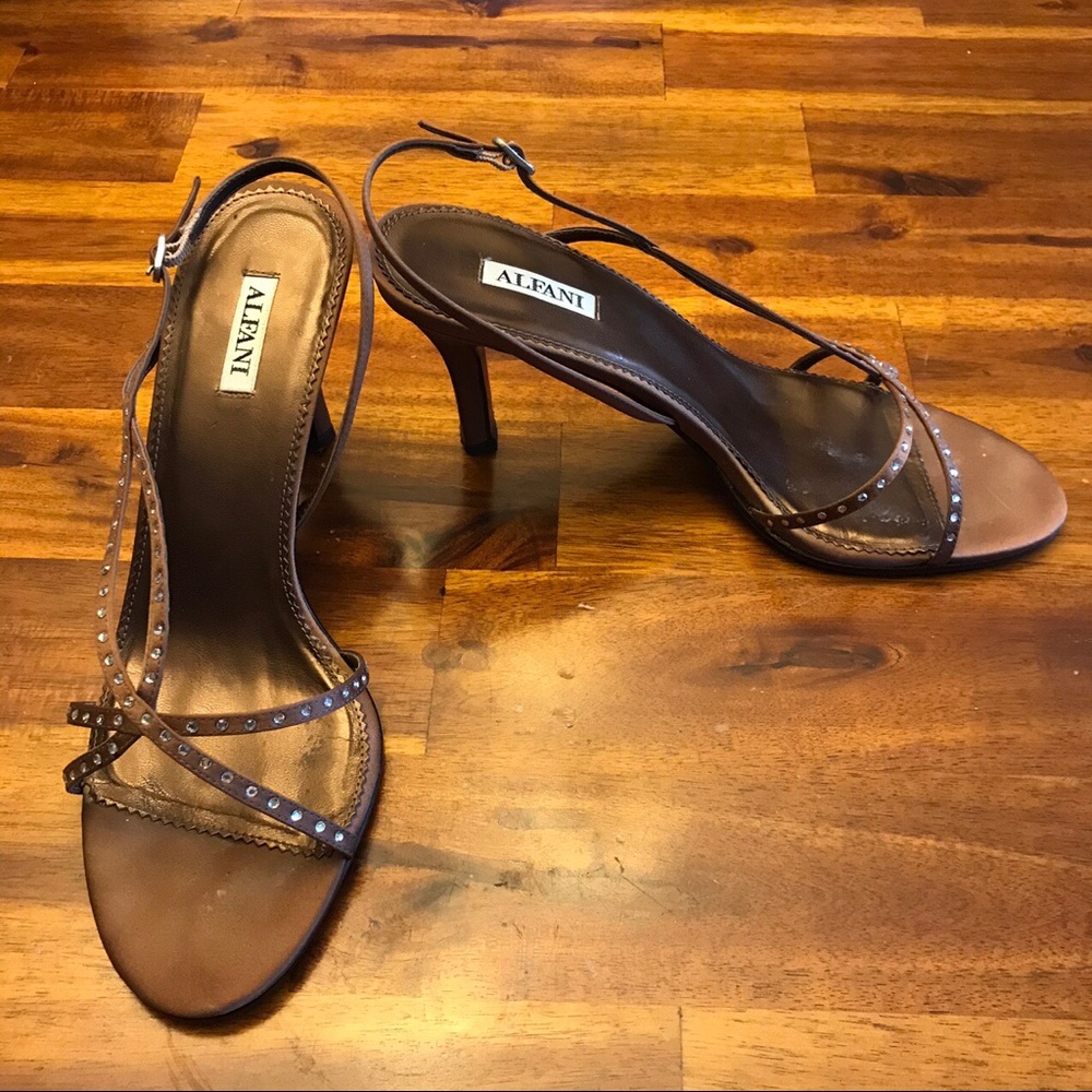 Vintage Alfani strappy heels
